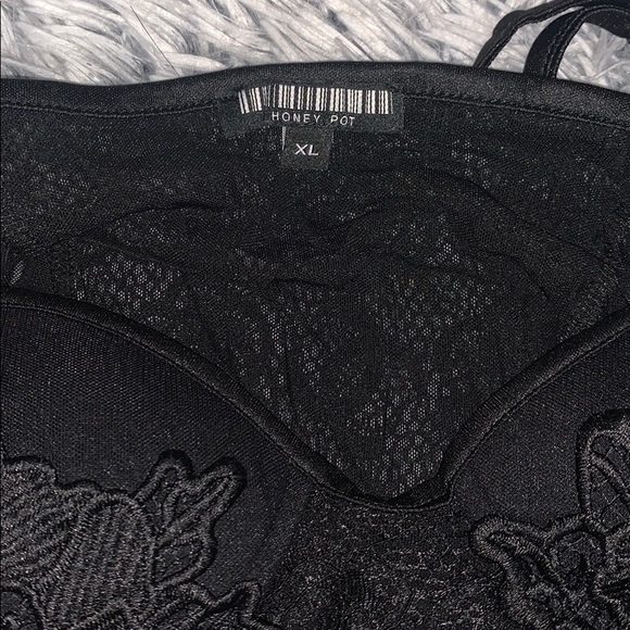 Black Lace Bodysuit - Picture 5 of 10